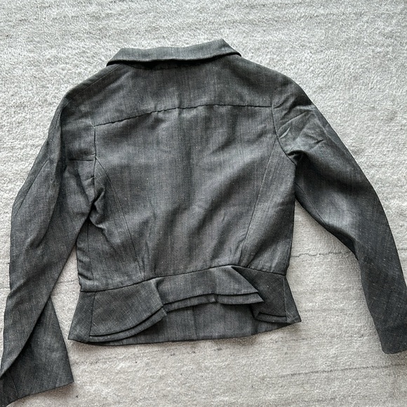 Valentino short jacket - extremely stylish size small - Picture 8 of 11